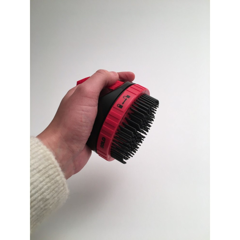 Brosse chien slicker rétractable Anah M - Zolux - Animal Valley Brosse chien slicker rétractable Anah M - Zolux - Animal Valley